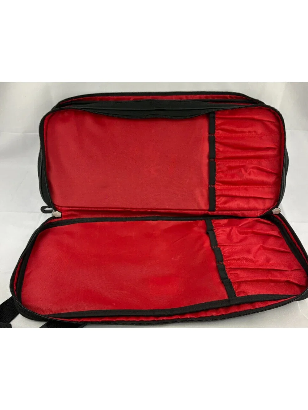 Mercer Culinary 21-Pocket Triple Zip Black Knife Carrying Case